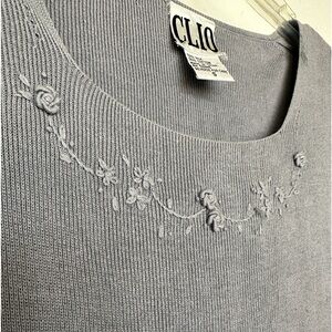 Y2K CLIO 70% Silk Embroidered Flowers Short Sleeve Gray Ribbed Sweater Top Small